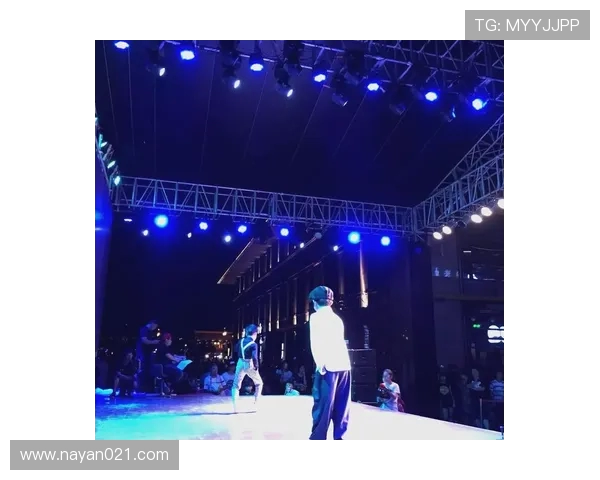 西安街舞队的节奏探讨与文化融合之旅