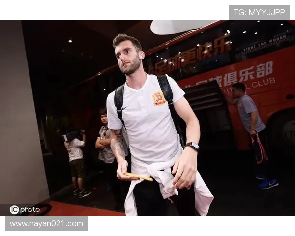 威尼斯与卡尔皮激战正酣谁能在意甲赛场上笑到最后