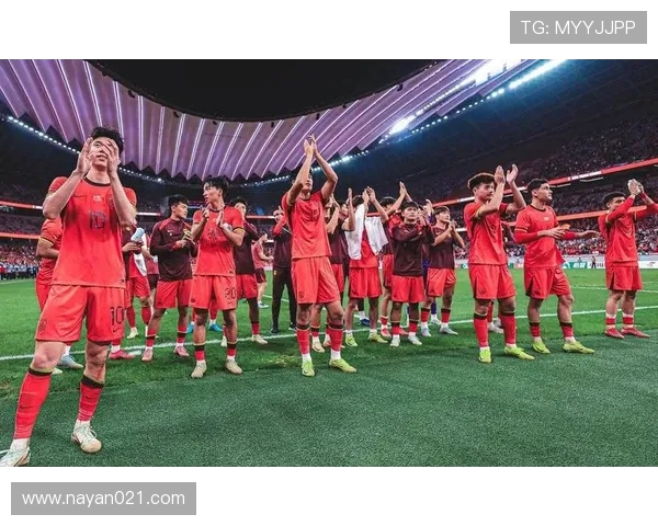 尼泊尔与越南在亚运男足赛场的激烈对决与精彩瞬间回顾