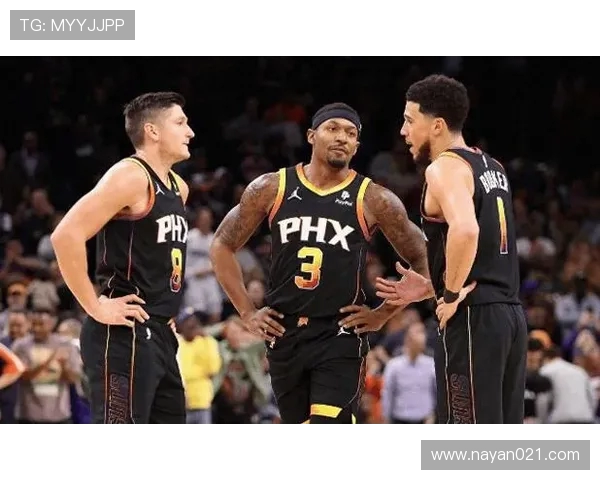 德文布克领衔太阳队冲击季后赛展现超强个人能力与团队协作