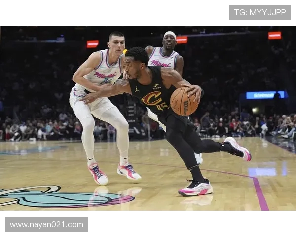 热火与雄鹿季后赛对决总比分分析及未来展望