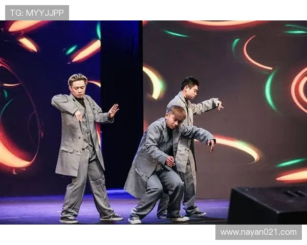 李丽的街舞人生:从热爱到梦想的深度对话与成长之路 李丽的街舞人生:从热爱到梦想的深度对话与成长之路