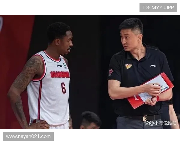 深圳篮球队团队协作表现的数据分析与提升策略探讨 深圳篮球队团队协作表现的数据分析与提升策略探讨