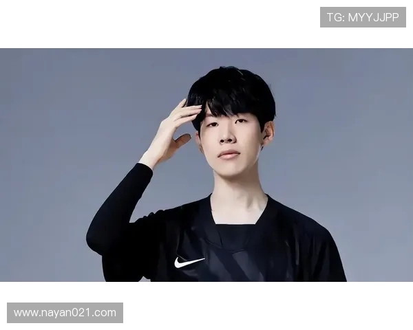 IG战队以72分稳居精英赛积分榜首位追赶者紧随其后