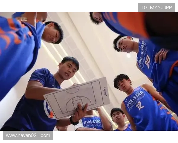 刘敏独家解析足球技巧与心得分享助你提升球技与战术理解