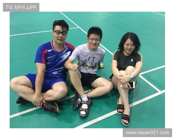 成都羽毛球队与杭州羽毛球队耐力较量赛后分析与反思